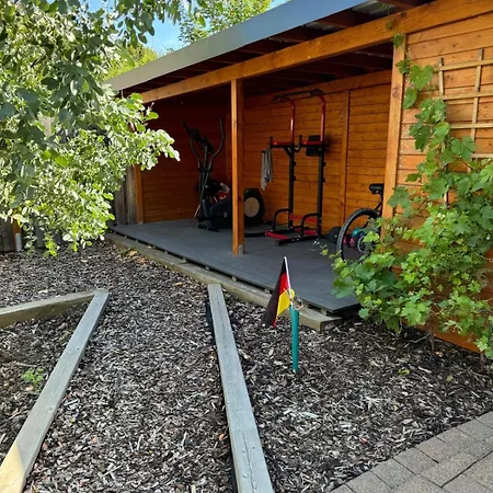 Doppelzimmer Und Garten In Haus Jülich