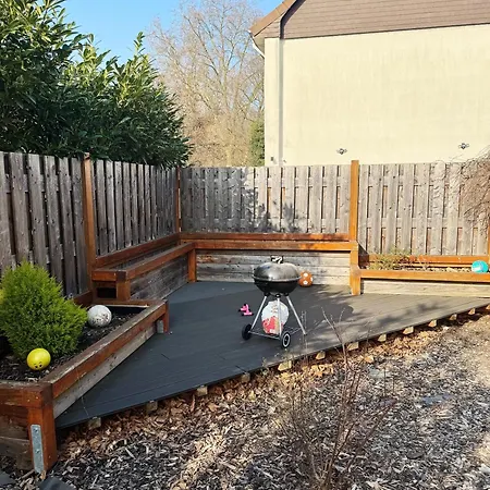 Doppelzimmer Und Garten In Haus