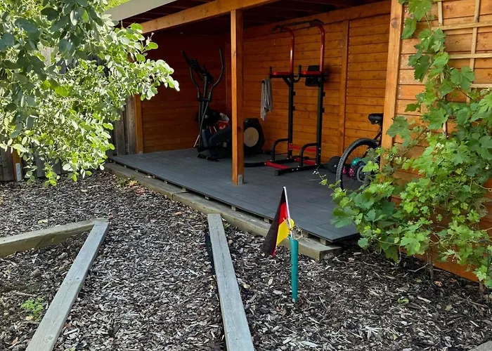 Doppelzimmer Und Garten In Haus Jülich